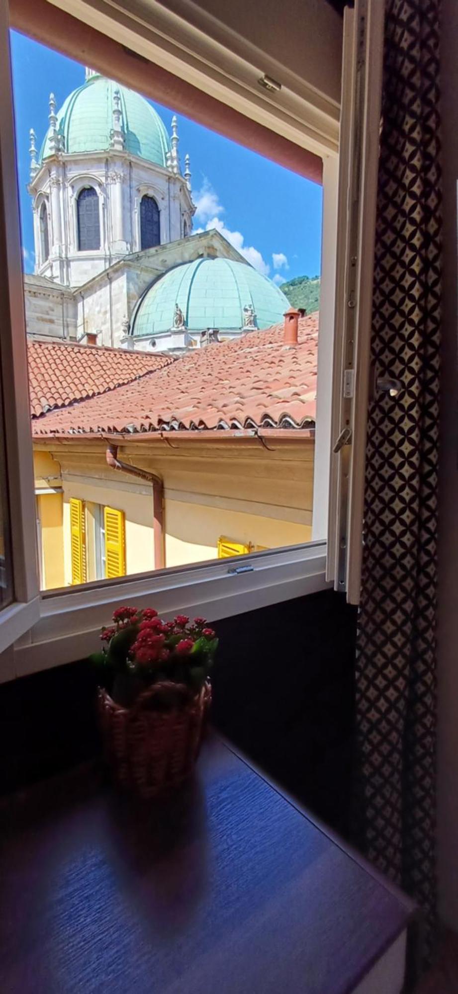 La Casa Di Veronique Como Exterior photo